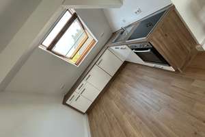 Renovierte Dachgeschosswohnung in Dortmund-Hörde – Die vollständige Adresse der Immobilie erhältst du vom Anbieter., 44263 Hörde (Ortsteil), Dortmund – Vorschaubild 2