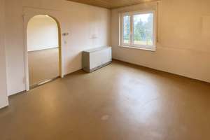 NBG-EIBACH: KOMPLETT SANIERUNGSBEDÜRFTIGES 2-FAMILIEN-REIHENMITTELHAUS OHNE GARAGE IN RUHIGER LAGE – Riedenburger Straße 39, 90451 Röthenbach Ost, Nürnberg – Vorschaubild 26