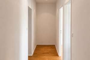 Ruhige und helle 2-Zimmer-Wohnung mit wunderschönen Balkon in Schöneberg – Die vollständige Adresse der Immobilie erhältst du vom Anbieter., 10779 Schöneberg, Berlin – Vorschaubild 7