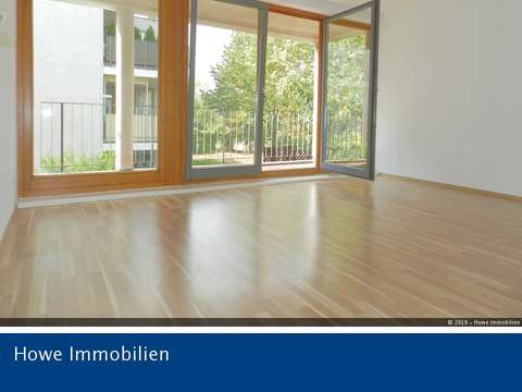 Freistehende Grosszugige 2 Zimmer Wohnung In Gruner Umgebung
