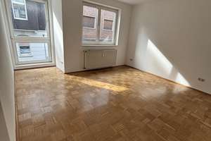 TOP: 3,5-Raum-Wohnung mit großer eigener Terrasse und Gäste-WC auf ca. 82 m² zu vermieten – 46045 Altstadt-Mitte, Oberhausen – Vorschaubild 7
