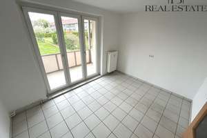 2-Zimmer-Wohnung mit Balkon & Tageslichtbad  – ab Mai 2025 frei – Große Diesdorfer Straße 124, 39110 Stadtfeld West, Magdeburg – Vorschaubild 1