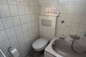 Großzügige 3-Zimmer-Dachgeschosswohnung in freistehendem Haus mit Stadtvilla-Charakter – Paderborner Straße 97, 44143 Kaiserbrunnen, Dortmund – Vorschaubild 11