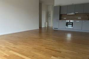 2-Zimmerwohnung mit Einbauküche und Loggia direkt am Spreekanal – Heidestraße 22, 10557 Moabit, Berlin – Vorschaubild 5