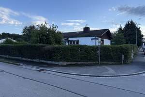 Freistehendes EFH auf Eckgrundstück mit vielen Möglichkeiten – Hirtenstr. 53, 82239 Alling – Vorschaubild 1