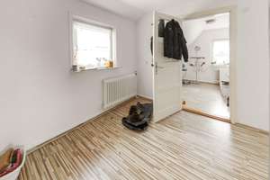 Teilmodernisierte DHH 
für die kleine Familie – Die vollständige Adresse der Immobilie erhältst du vom Anbieter., 24143 Gaarden-Süd und Kronsburg, Kiel – Vorschaubild 13