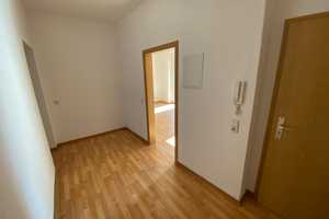 Wunderschöne 2-EG-Raum-Wohnung mit Balkon – Rosmarinstraße 13, 9117 Chemnitz – Vorschaubild 2