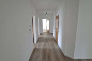 Renovierte, zentral gelegene und großzügig geschnittene Wohnung mit zwei Balkone – Juliuspromenade 64, 97070 Altstadt, Würzburg – Vorschaubild 9