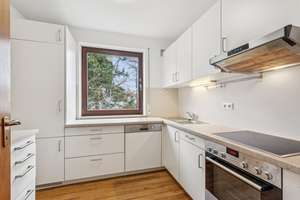 Helle 3-Zimmer-Wohnung mit Kamin und sonnigem Südbalkon in Solln – Die vollständige Adresse der Immobilie erhältst du vom Anbieter., 81479 Solln, München – Vorschaubild 5
