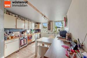 Zweifamilienhaus-Potenzial: Solides Wohnhaus mit modernisierter Einheit und Ausbaureserve – Die vollständige Adresse der Immobilie erhältst du vom Anbieter., 66701 Beckingen – Vorschaubild 2