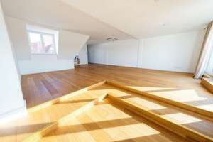 Einzigartiges Dachgeschoss in Berlin – Wohnen mit Potenzial – Die vollständige Adresse der Immobilie erhältst du vom Anbieter., 10715 Wilmersdorf, Berlin – Vorschaubild 2