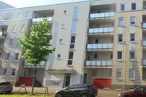 Helle Erdgeschosswohnung mit Balkon in zentraler Karlsruhe-Lage