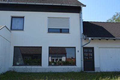 Familienglück im Grünen: Großzügiges Eigenheim mit Gartenparadies