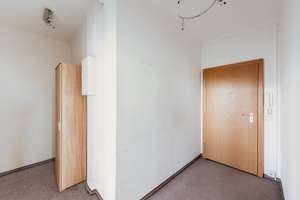 BERLIN ZU FÜßEN, GÄRTEN DER WELT VOR DER TÜR - BARRIEREFREIE 3-ZI-WHG MIT STELLPLATZ & 24H-CONCIERGE – Kienbergstraße 1, 12685 Marzahn, Berlin – Vorschaubild 7