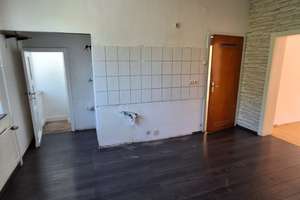 Gut aufgeteilte 3 Zimmer Wohnung in Duisburg-Mittelmeiderich – Sommerstraße 63, 47137 Mittelmeiderich, Duisburg – Vorschaubild 2