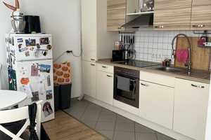 Schöne 2-Zimmer-Wohnung mit EBK in Düsseldorf – Gumbertstraße 179, 40229 Düsseldorf – Vorschaubild 3