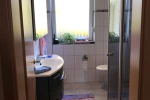 Schöner Garten zur Alleinnutzung! 2-Zimmer-Wohnung im Erdgeschoss – Inrather Straße 362, 47803 Inrath/Kliedbruch, Krefeld – Vorschaubild 4
