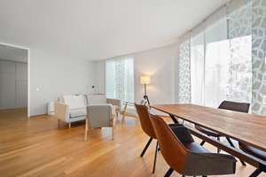 LUXUS AM VILLENGARTEN: Exklusive 2-Zimmer-Wohnung in begehrter Lage zu vermieten. – Die vollständige Adresse der Immobilie erhältst du vom Anbieter., 70174 Relenberg, Stuttgart – Vorschaubild 3