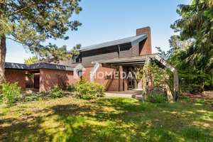 Architektenvilla mit hochwertigem Wohnambiente und vielseitig nutzbaren Gewerbe- und Hallenflächen – Die vollständige Adresse der Immobilie erhältst du vom Anbieter., 38442 Fallersleben, Wolfsburg – Vorschaubild 4