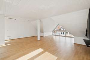 Wohnen über den Dächern der List – großzügige Altbau-Maisonette mit zwei Außenbereichen – 30163 List, Hannover – Vorschaubild 14