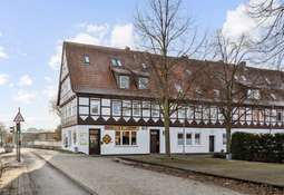 Außenansicht - Straßenseite