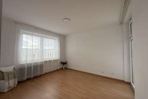 Top-Lage & Weitblick am Fennsee: Helle, bezugsfreie 2-Zimmer-Wohnung. Für Selbstnutzer oder Anleger – Ermslebener Weg 4, 10713 Wilmersdorf, Berlin – Vorschaubild 4