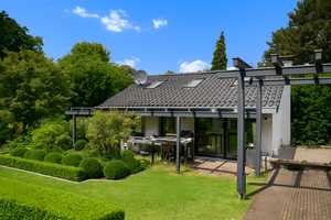 Top-Villenanwesen mit Pool & Park-Grundstück! Garden-Lounge-House! 4 Bäder! 2 Doppel-Garagen! – Duisburg – Vorschaubild 26
