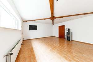 Frankfurt-Berkersheim: Familienfreundliches Reihenmittelhaus mit ca. 175 m² Wohnfläche und Garage – 60435 Berkersheim, Frankfurt am Main – Vorschaubild 15