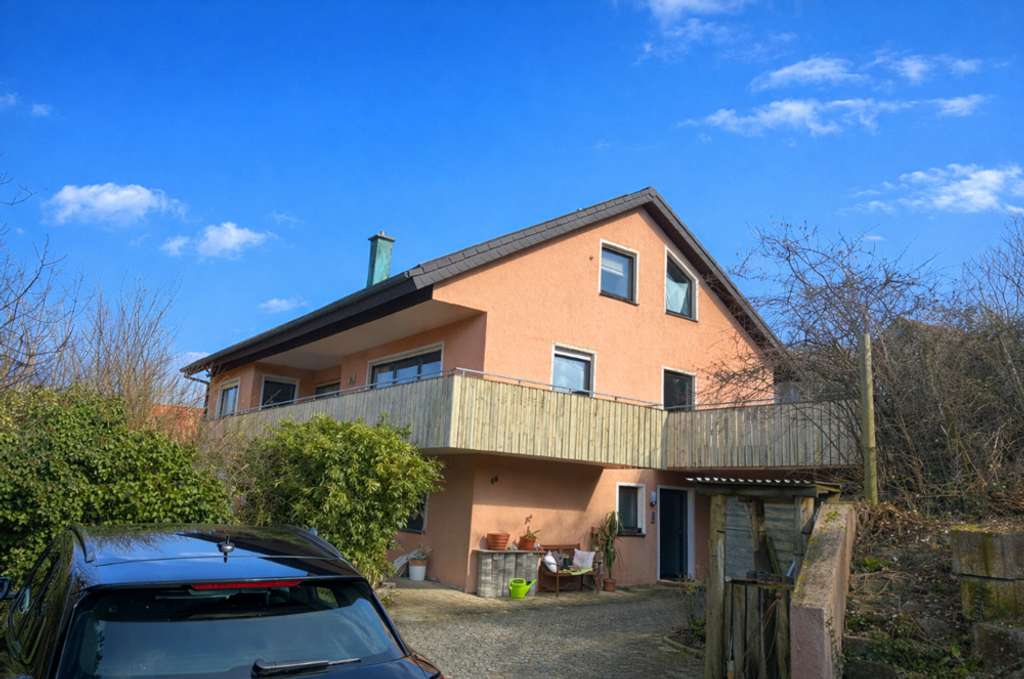 Immobilie in Sinsheim - Tolles freistehendes Haus mit Einliegerwohnung und Doppelgarage in SNH-Hasselbach - Bild 1