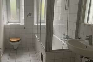 Fürth, Nähe Herrnstrasse ! Charmante 3-Zi.-Altbauwhg. 65m², EBK, Holzdielen, im EG in ruhiger Lage – Die vollständige Adresse der Immobilie erhältst du vom Anbieter., 90762 Südliche Südstadt, Fürth – Vorschaubild 10