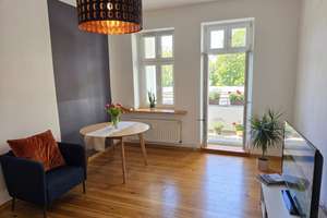 Zwei Balkone & Altbau-Charme: Stilvolle, vermietete Kapitalanlage in Berlin-Adlershof – Zinsgutstraße 14, 12489 Adlershof, Berlin – Vorschaubild 2