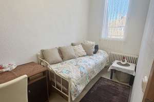 Charmante 4-Zimmer-Eigentumswohnung in Solingen-Mitte – Die vollständige Adresse der Immobilie erhältst du vom Anbieter., 42651 Solingen-Mitte, Solingen – Vorschaubild 5