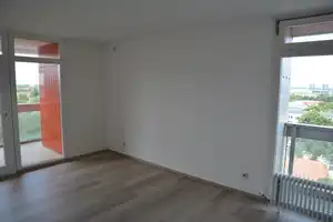 Helle und gut geschnittene 2-Zimmer-Wohnung mit Einbauküche in Wolfsburg – Am Mühlengraben 24, 38440 Wolfsburg – Vorschaubild 1