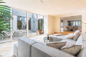 Architektur, Charme und Wohnqualität – Exklusive Immobilie in Köln-Müngersdorf – Die vollständige Adresse der Immobilie erhältst du vom Anbieter., 50933 Müngersdorf, Köln – Vorschaubild 9