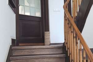 Aussicht über Stuttgart | Sanierte Dachgeschoss-Altbau-Wohnung – Libanonstraße 28, 70184 Gänsheide, Stuttgart – Vorschaubild 15