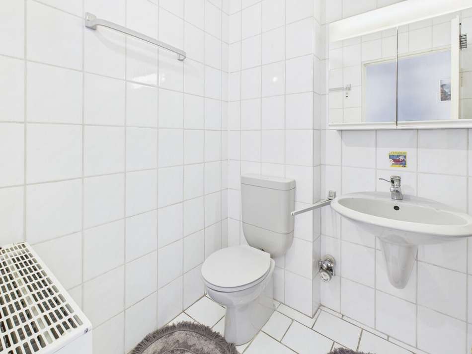 Badezimmer mit Dusche