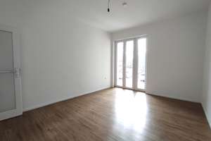 Sonnige Altbauwohnung mit Südbalkon und praktischem Keller – Kontakt: 0172-3261193 – Die vollständige Adresse der Immobilie erhältst du vom Anbieter., 10179 Mitte (Ortsteil), Berlin – Vorschaubild 5