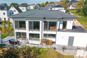 Luxus am Ufer: Villa mit unverbautem Fernblick – Die vollständige Adresse der Immobilie erhältst du vom Anbieter., 91352 Hallerndorf – Vorschaubild 22