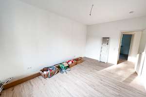 ***Sanierte Etagenwohnung mit Balkon, Venylböden, neuem Wannenbad & Wohnküche*** – 44143 Kaiserbrunnen, Dortmund – Vorschaubild 6