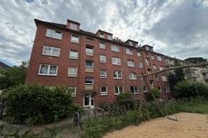 Helle 3-Zimmer-Wohnung mit Balkon in hochwertig saniertem Zustand