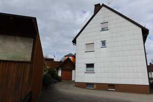 Doppelhaushälfte mit Garage – Hof (Kreis) – Vorschaubild 2