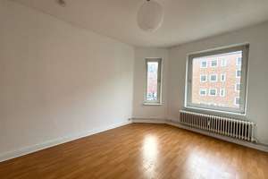 lichtdurchflutete Altbauwohnung mit Erker! – Kaiserstraße  83, 24143 Gaarden-Ost, Kiel – Vorschaubild 9