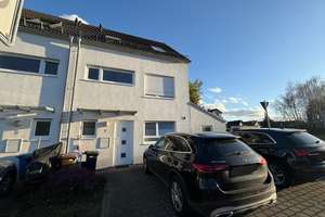 Gepflegtes Reihenmittelhaus mit 5,5 Zimmern in Eschborn