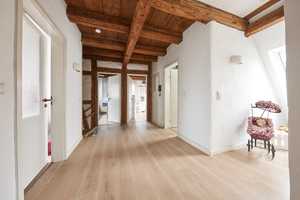 Liebevoll saniertes Fachwerkhaus (ca. 289 m²) mit Terrasse, Sichtbalken, Einliegerwohnung uvm. – Stuttgart – Vorschaubild 12
