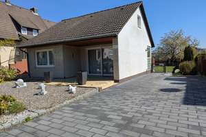 Freistehend auf großem Grundstück mit Garten und zwei Terrassen in Vorsfelde – Die vollständige Adresse der Immobilie erhältst du vom Anbieter., 38448 Vorsfelde, Wolfsburg – Vorschaubild 4