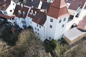 ZENTRALES STADTHAUS mit erhabenem Blick und Terrasse – Die vollständige Adresse der Immobilie erhältst du vom Anbieter., 89312 Günzburg – Vorschaubild 2