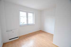 Haus mit Terrasse, Garten und Garage – Cäcilienstraße 9a, 53757 Rhein-Sieg-Kreis – Vorschaubild 4