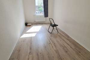 Helle 3-Zimmer-Wohnung direkt in der Göttinger Innenstadt – für WG, Paare & Berufstätige – Johannisstraße 6, 37073 Innenstadt, Göttingen – Vorschaubild 2