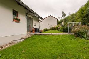 Mehrparteienhaus in Grafenau - Schlag 
3-Vermietete Wohnungen, Dachgeschoss Ausbaufähig – Die vollständige Adresse der Immobilie erhältst du vom Anbieter., 94481 Grafenau – Vorschaubild 13