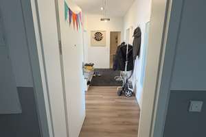 Helle 3-Zimmer-Wohnung mit Balkon, Aufzug und Domblick – 50676 Altstadt/Süd, Köln – Vorschaubild 2